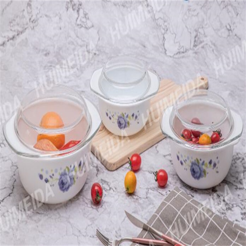 Geschirrset aus Opalglas - YGG & Casserole Series