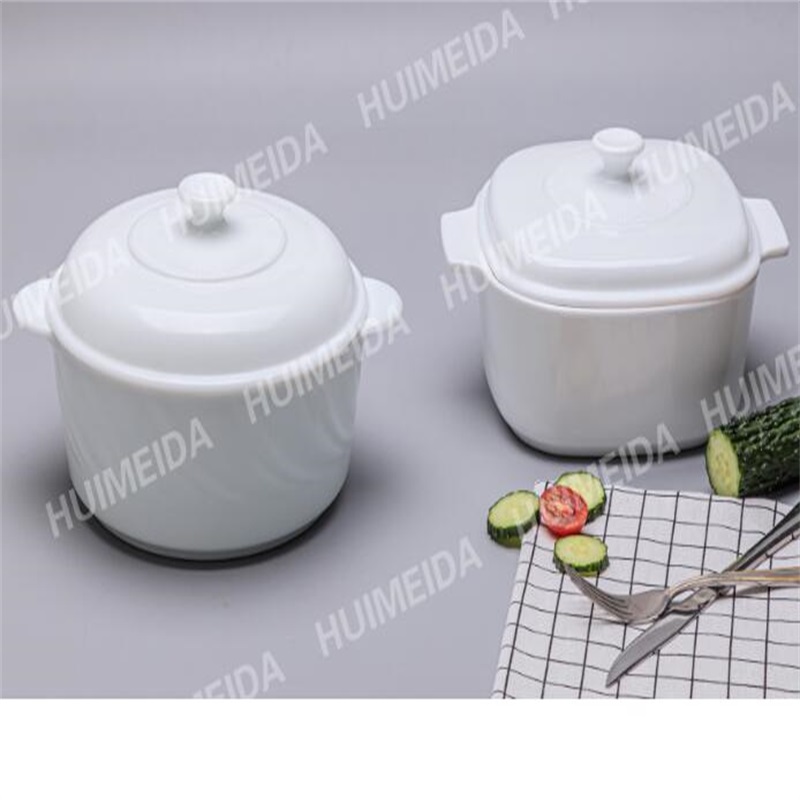 Geschirrset aus Opalglas - YGG & Casserole Series