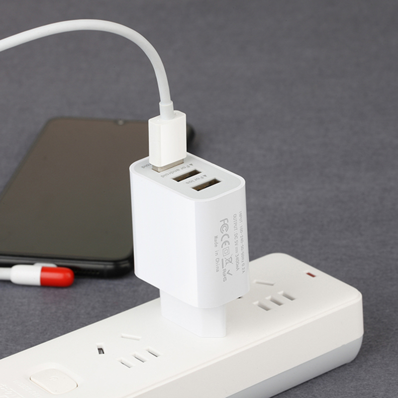 Elektrische Steckdosen Handy Fast Charger Universal Adapter 3USB Ladegerät tragbares Ladegerät