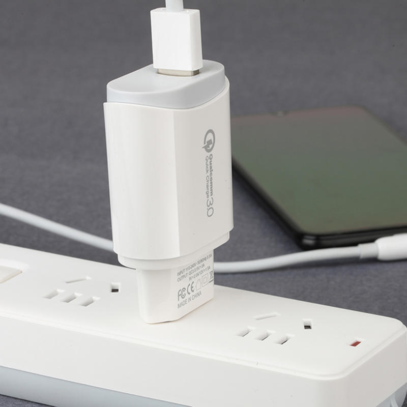 EU/US/UK PD 18W 3.0 schnell aufladen USB C Fast Charger universelles, tragbares Ladegerät