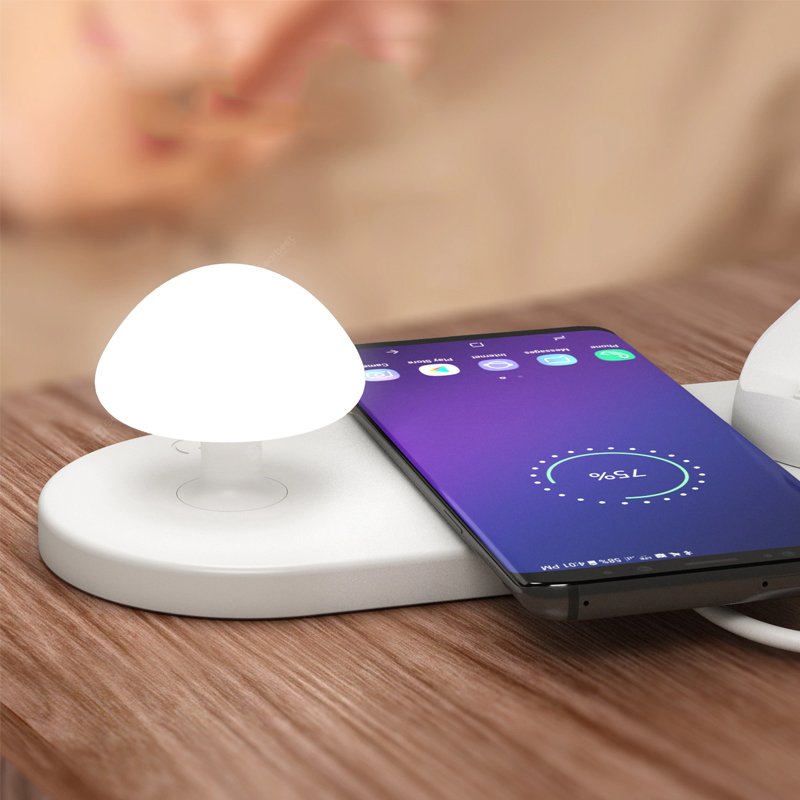 3 in 1 Wireless Charging Base Pilzform Tap Tap Lampe USB Multi-Port Ladegerät Pilz Nachtlampe - Weiß