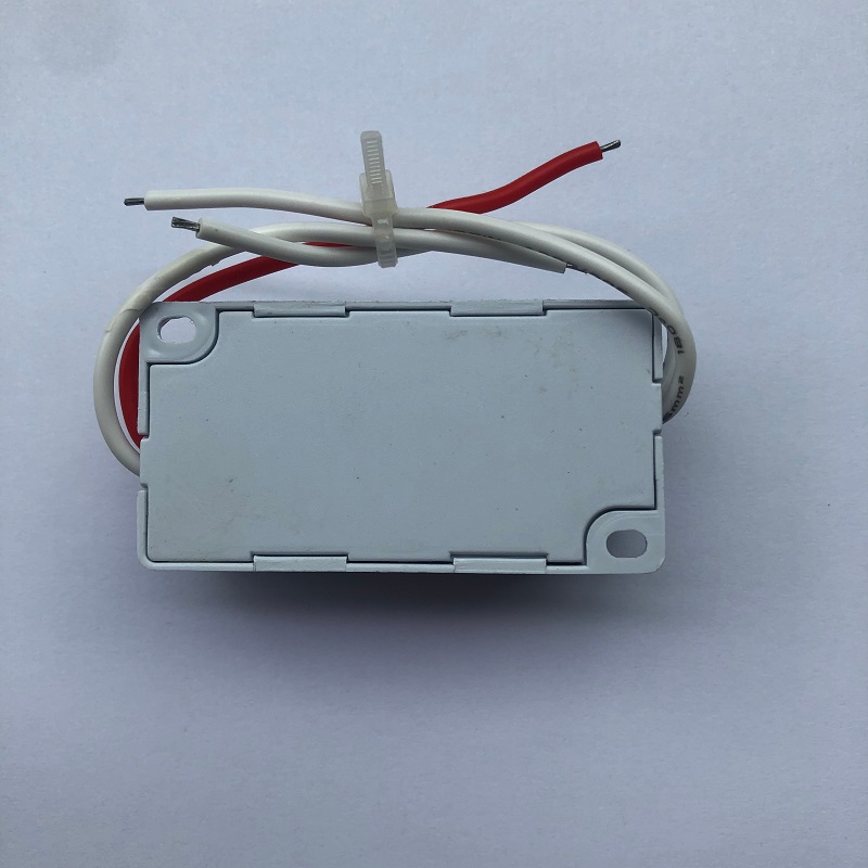 6W 36V 0,16A nicht klebend Füllung Wasserdichte Kunststoffschale LED Geregelte Schaltstromversorgung IP67 Power Bank Transformator