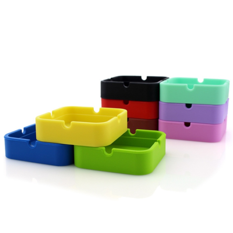 Kleiner quadratischer Aschenbecher