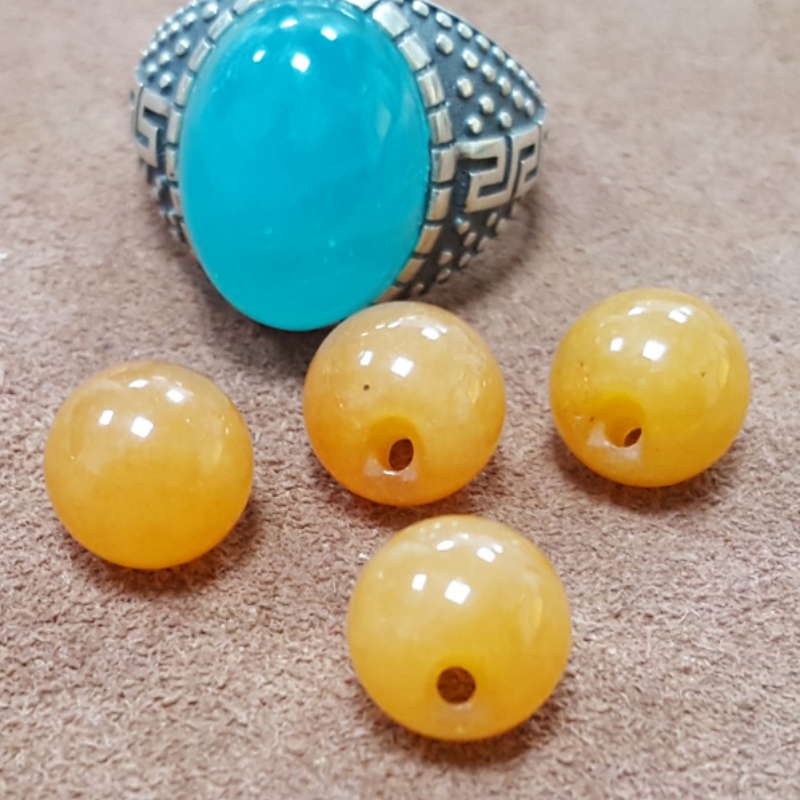 Red Dongling Jade Seitenloch Qipao Knopf Kopf natürlichen Edelstein Semi Edelstein Schmuck Zubehör maßgeschneiderte Verarbeitungsfabrik