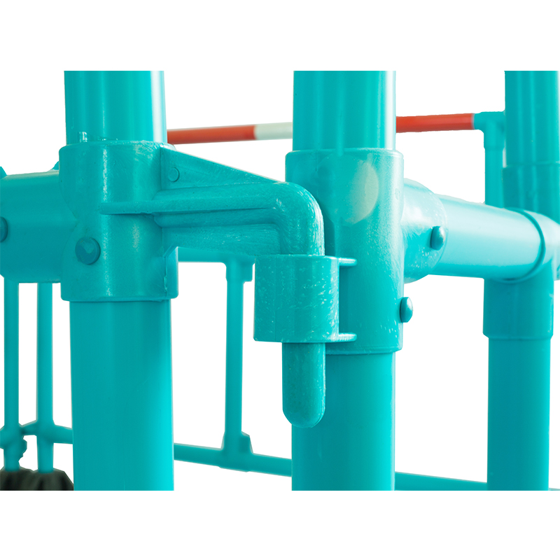 360 Grad drehbare Fußverriegelung Eins nach dem anderen reflektierende Folie 1500 * 1000 mm Straßenplastikbarrieren für die Sicherheit