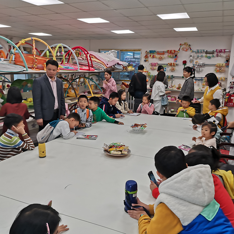Toona Baba Plüsch Spielzeug Training für Kinder