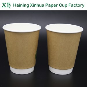 Einzelne doppelwandige Kaffeetasse aus reinem Kraftkaffee