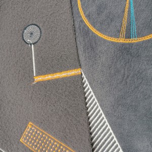 Gesticktes Flanell-Tuch BNT6868