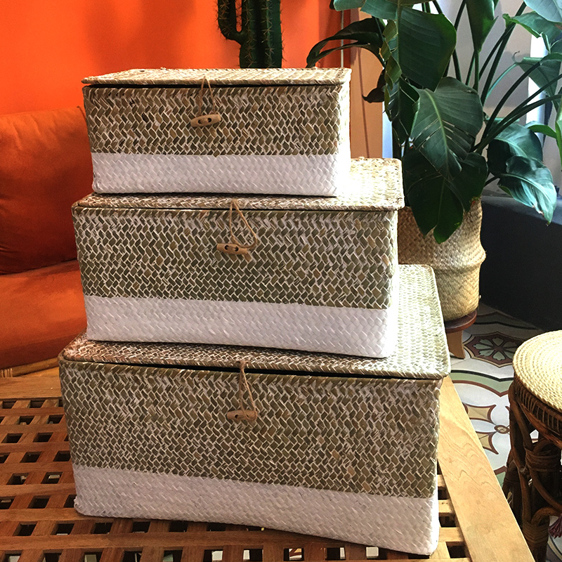 Seetangsbox mit abgedeckter Lagerung