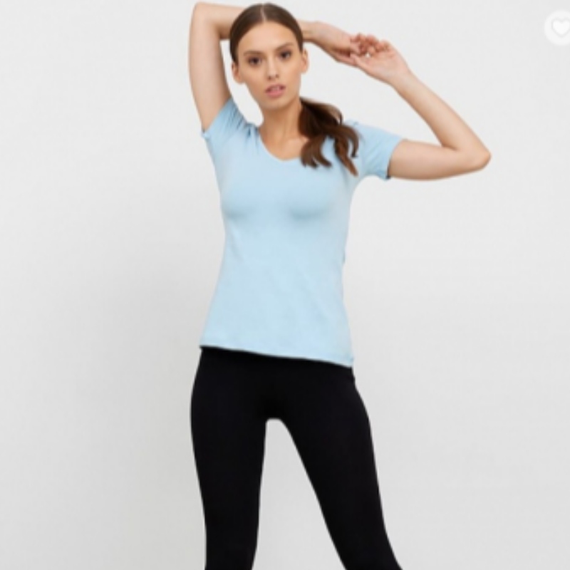 Slim Fit T-Shirt in hellblau