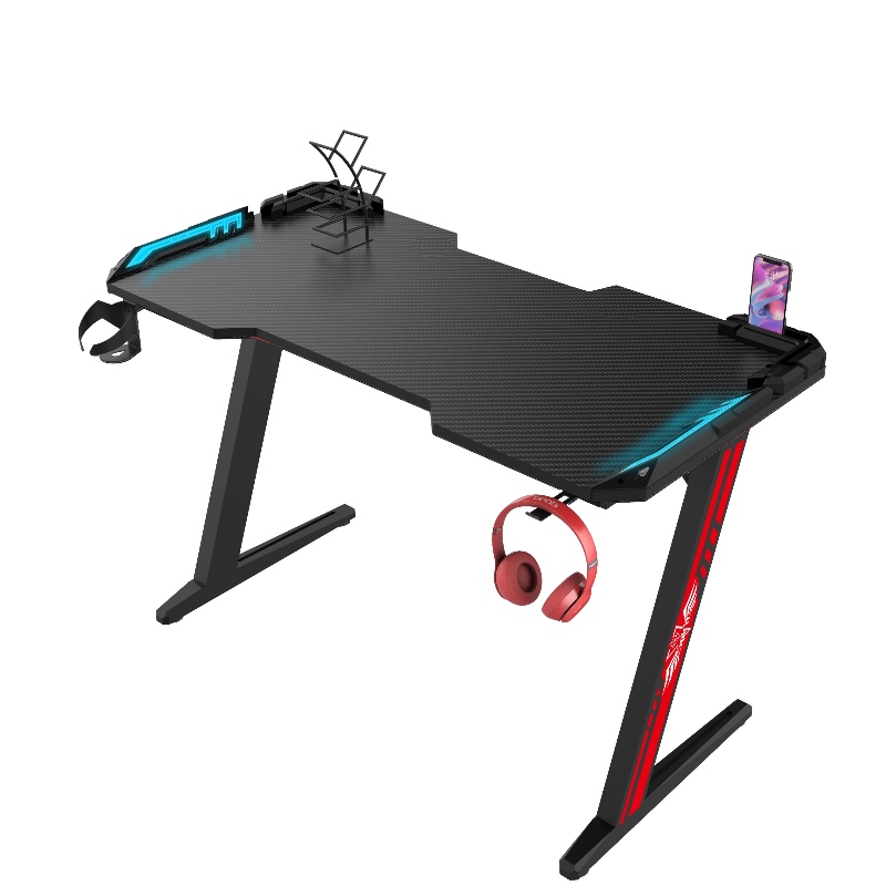 Z-förmige Spieltisch