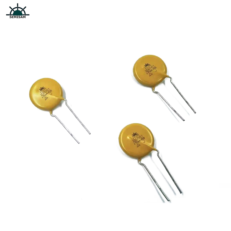 China ODM Electronics-Komponenten, gelber MOV 20mm HVR20D561K Zinkoxid-Varistor für Haushaltsgeräte