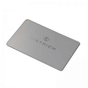 Hohe Qualität Benutzerdefinierte Marke Mode Matte Finish Metall Name Label Silk Printing Aluminium Business Visitenkarte für eigene Logo