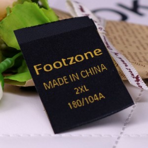 Unterstützt kundenspezifische Kleidung gewebte Etiketten