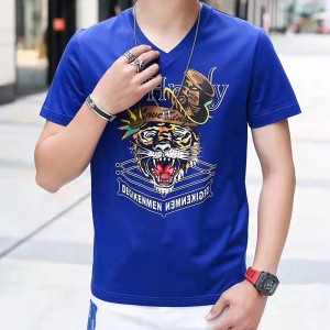 Männer gestricktes T-Shirt