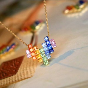 Tuochen Schmuck Neue 18k gelbgold farbenfrohe Saphir Regenbogen Herz Halskette
