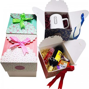 Geschenkboxen, 4 dekorative Leckerbissenboxen, Kuchen, Kekse, Leckereien, Süßigkeiten und handgefertigte Badbomben Duschseifen Geschenkboxen für Weihnachten, Geburtstage, Feiertage, Hochzeiten (Blumenmuster)