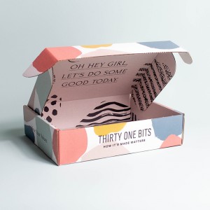 Doppelseitige rosa Flugzeugkasten Quadrat Express-Kleidung T-Shirt Verpackungsbox Multisize Farbbox Wellbleche Box