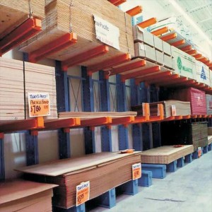 Cantilever -Rack für Holz