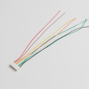 Kleiner Gerätekabelbaum