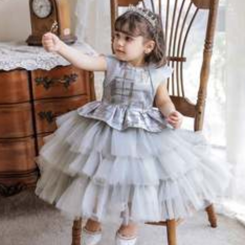 Baige Hot Sale Elegant Design Girl Abend Kleid Baby Girl Kleider Party Tragen Sie weiße Mehrschicht schöne Prinzessin