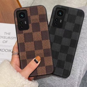 Es ist für die Xiaomi12pro Luxury Mobile Case geeignet. Es ist komplett mit großer Markenimitationsleder von Hand verpackt. Es ist ein Herbst -Proof- und Scratch -Proof -Schutzledergehäuse