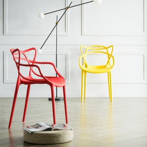 Moderner Advanced Design Sense Freizeit Bequemer Cafe Stuhl Stapelbarer Ess-Plastikstuhl