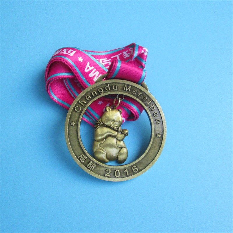 3D -Kleiderbügelmetallmedaillen Custom Sport Animal Medal Award