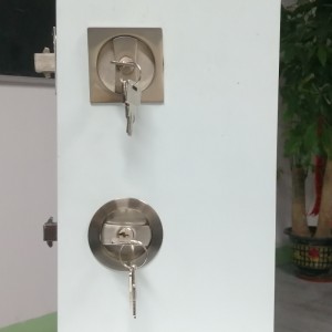 1601 zeitgenössisches Eingangsquadrat -Taschenschloss, Silbertürtürschloss mit Schlüssel, Schiebetürschloss