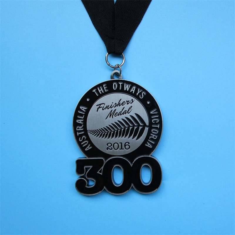 Running Man Special Design Medaillen hohl coole plattierte Gold Marathon Awards Medaillen