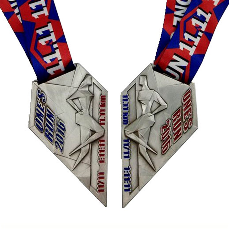 Schöne Herzdesign Die Gussmedaille Farbe 3d Emaille Medaillen benutzerdefinierte gedruckte Medaillenaufkleber