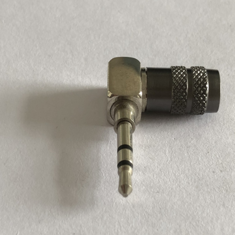 Lötfreie Kopfhörerbuchse dreistufige 2,5-mm-Stereo-Soundstopfen bis 3p-Klemme Blockadapterkabel