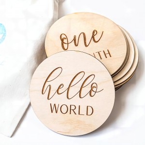 Holzartefakt schwangerer Babymonat Meilensteinkarte Holz monatlich Gedenkkarte Wachstumskarte