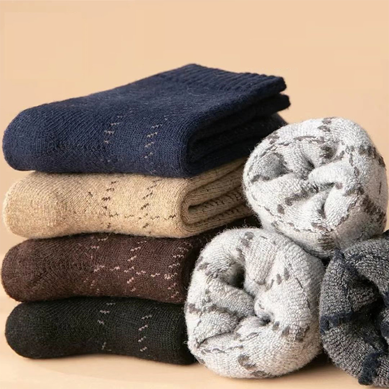 Großhandel Custom Logo Dicke gemütliche Wollmänner Socken Unisex Crew Wintersocken