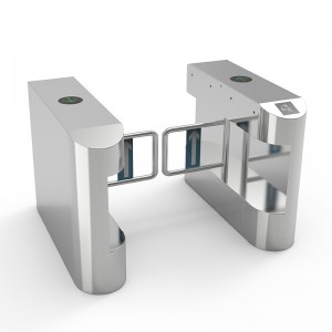 Bogen randloses Schwungstor