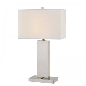 Hospitality Suite Tischlampe im Gästezimmer