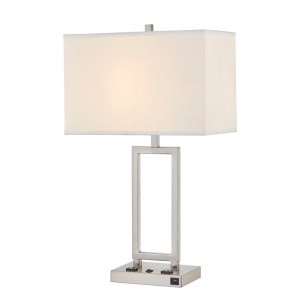 Gatsby -Schreibtischlampe mit gebürstetem Nickelfinish, zwei Filialen, A auf/Off -Rockerschalter und einem USB -Anschluss