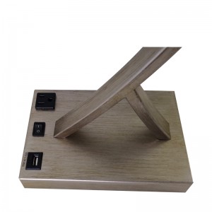 Antike Silber Finish -Schreibtischlampe mit einem/off -Rockerschalter, einem bequemen Ausgang und einem USB -Ladehafen im Gästezimmer