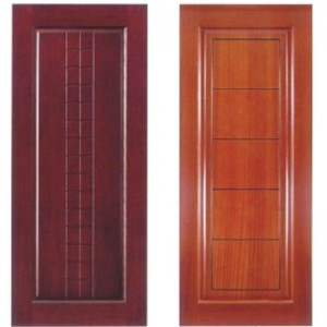 Kunststoff -Extrusionsform mit breiter Platte