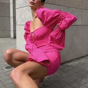 Sexy Square Neck Wrap Hip Puff Ärmelkleid