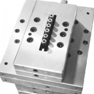 Pe Holzplastik -Extrusionsform in China hergestellt