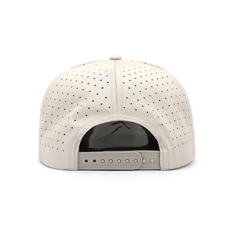 Großhandel benutzerdefinierte hochwertige 7 Panel Flachgedruckte Patch Patch Logo Snapback Caps, Laser Cut Loch Perforated Herren Hut