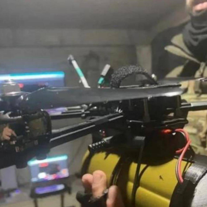 Der russisch-ukrainische Krieg: eine Welle von Drohnen aufgerührt!