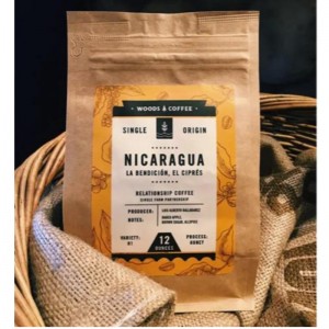 Einwegblock Block Bottom Tlock Scrub Pulver Verpackung Reißverpackung Weiß rosa Matt Schwarzer Farbventil Papierkaffeetasche mit Vent