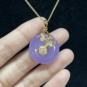 Lavendel Serenity Jade und Gold Kirschblüten -Anhänger Halskette mit kubischer Zirkonia