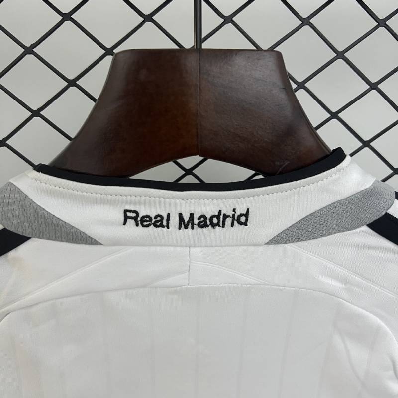 Kinder Real Madrid 06/07 Hausgröße: 16-28